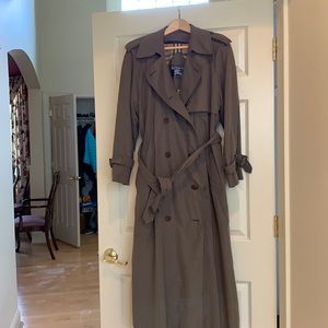 Burberry Nova Check Double Breasted with Liner